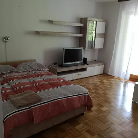 Apartman Apartma Tinkara Ankaran